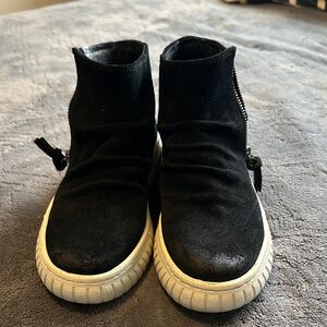 Sofft Black Ankle Boots with White Soles